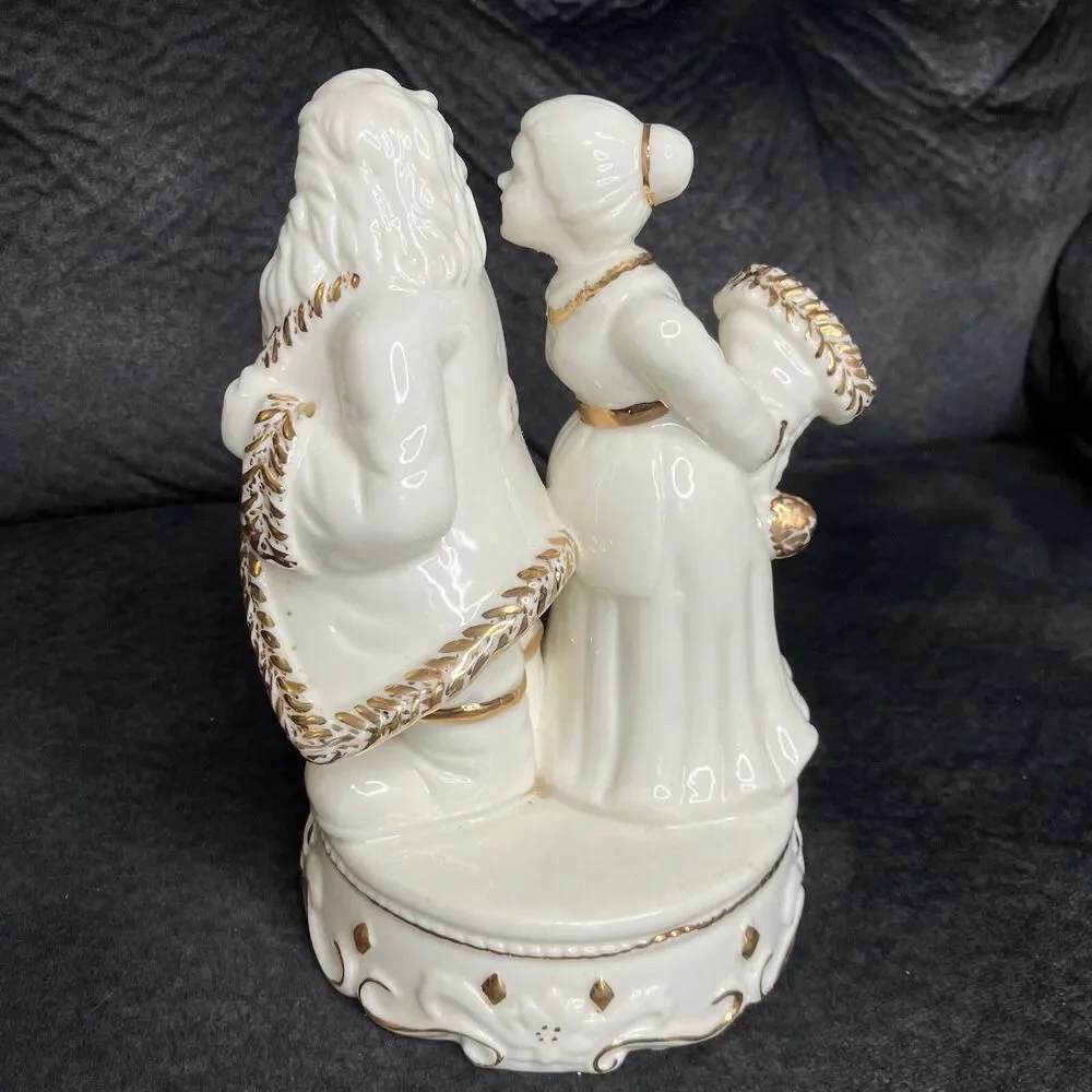 Vintage Christmas Santa Claus Mrs Claus Ceramic Figurine 9